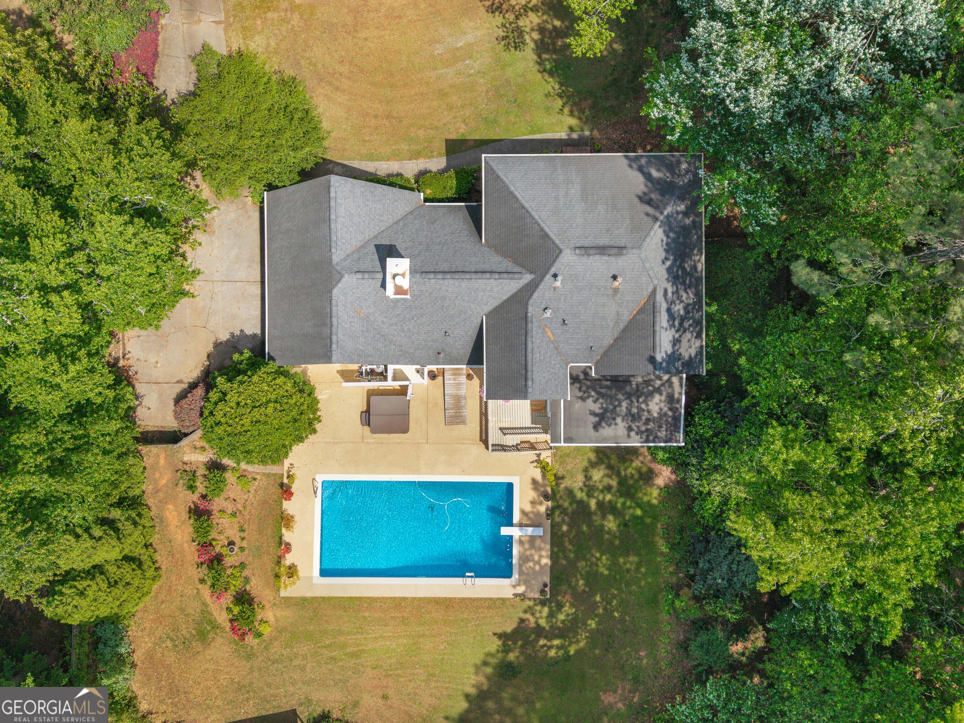 8601 N Shore Drive