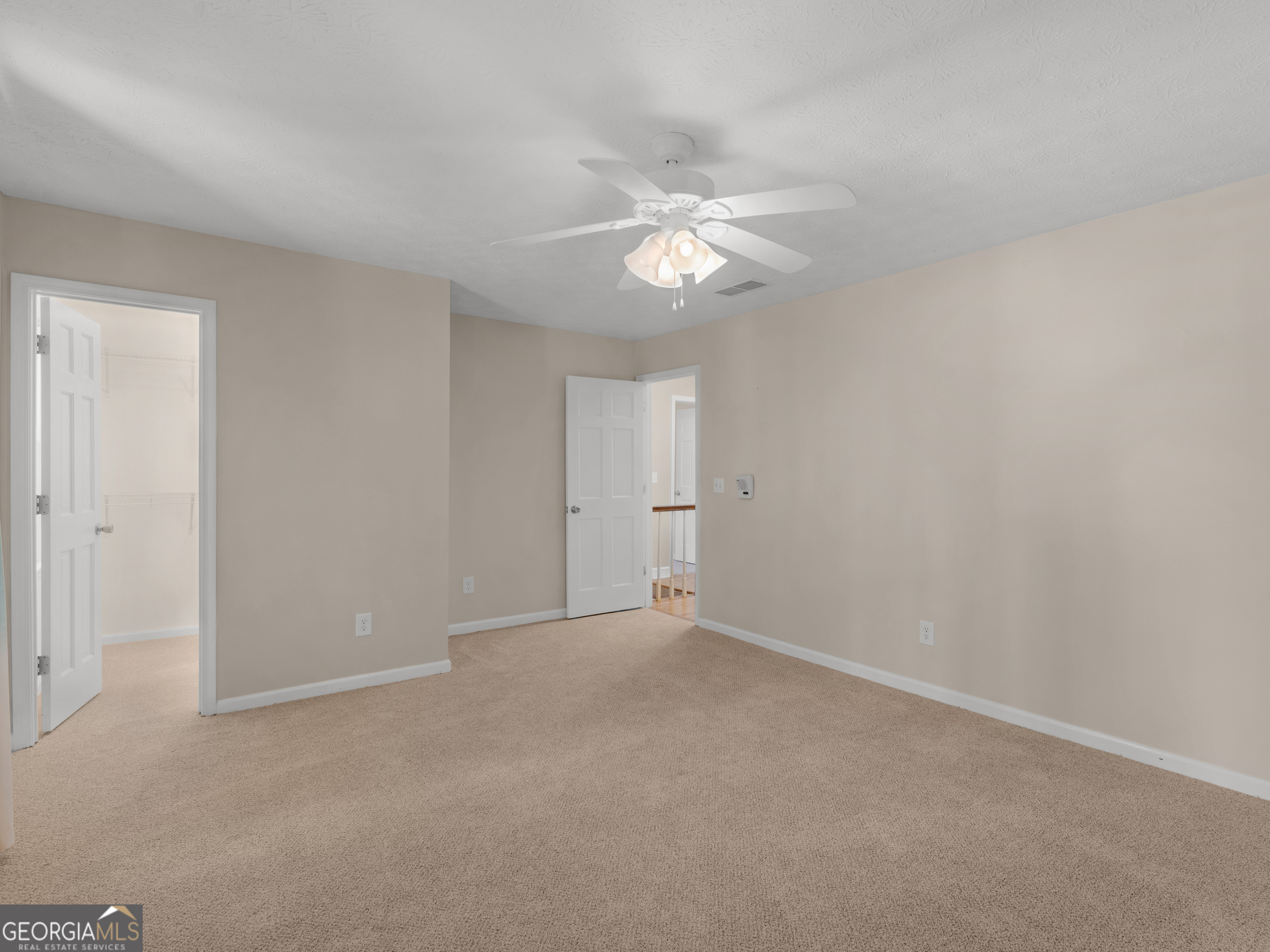 8601 N Shore Drive