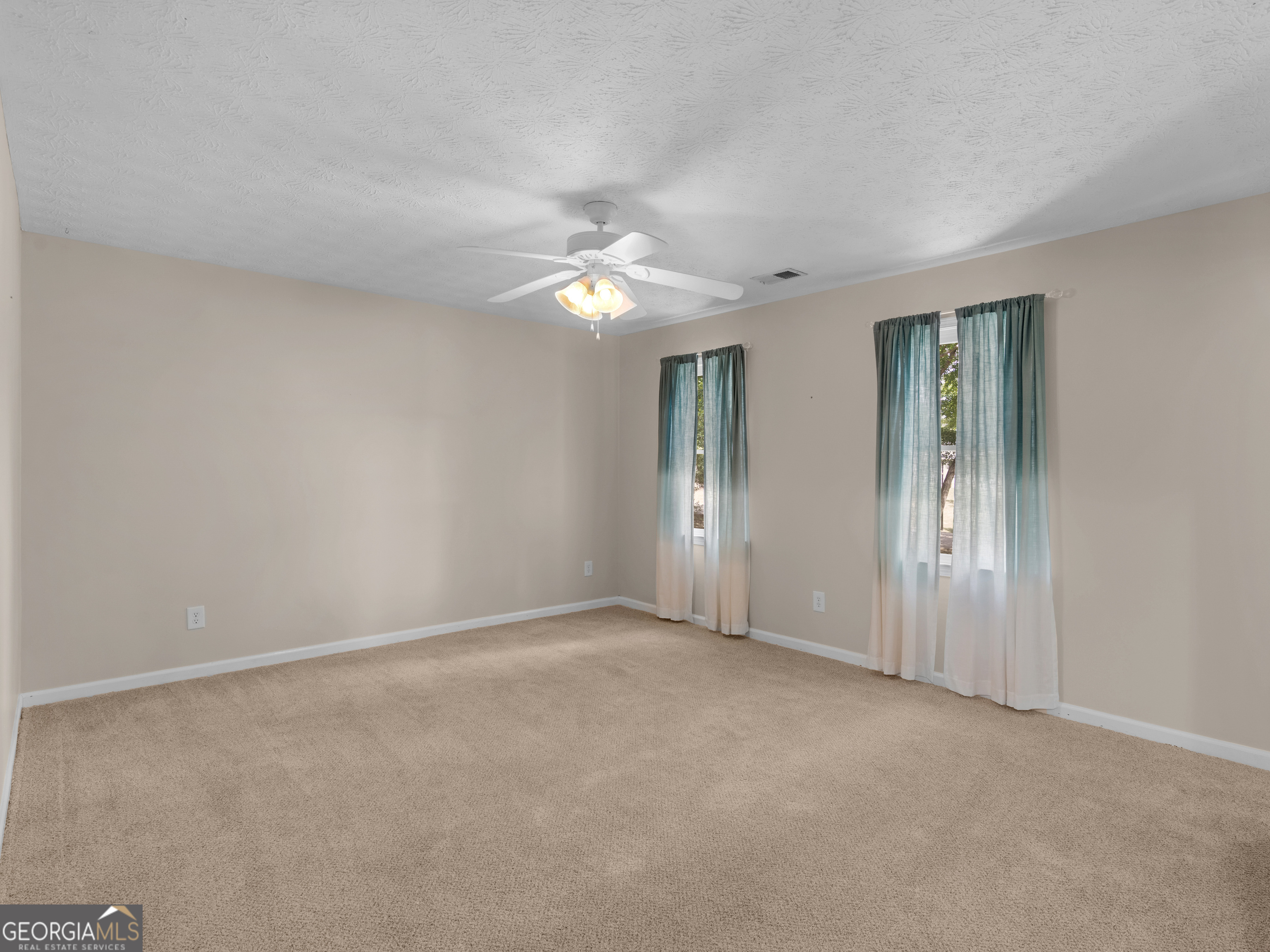 8601 N Shore Drive