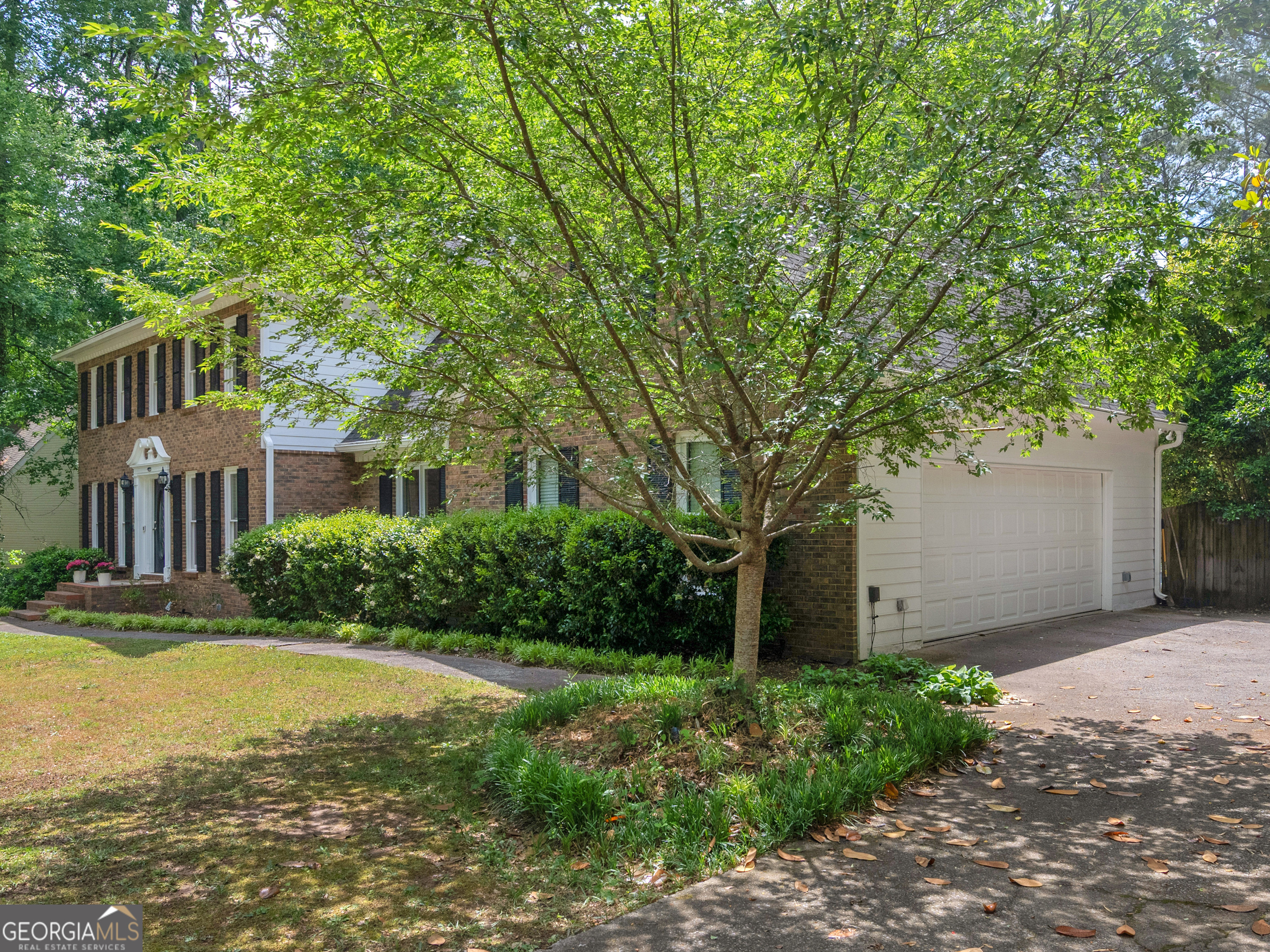 8601 N Shore Drive