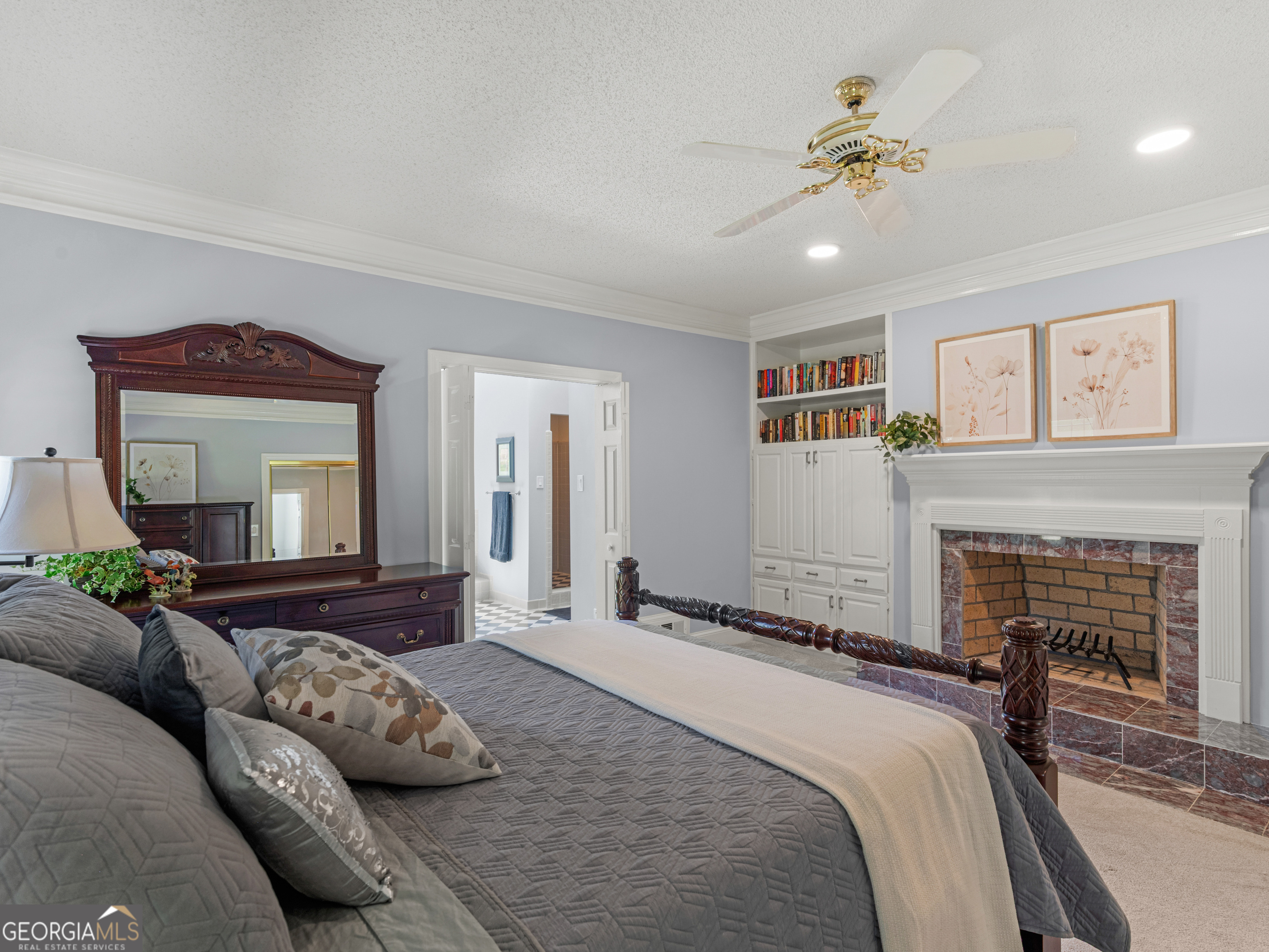 8568 Canal Drive