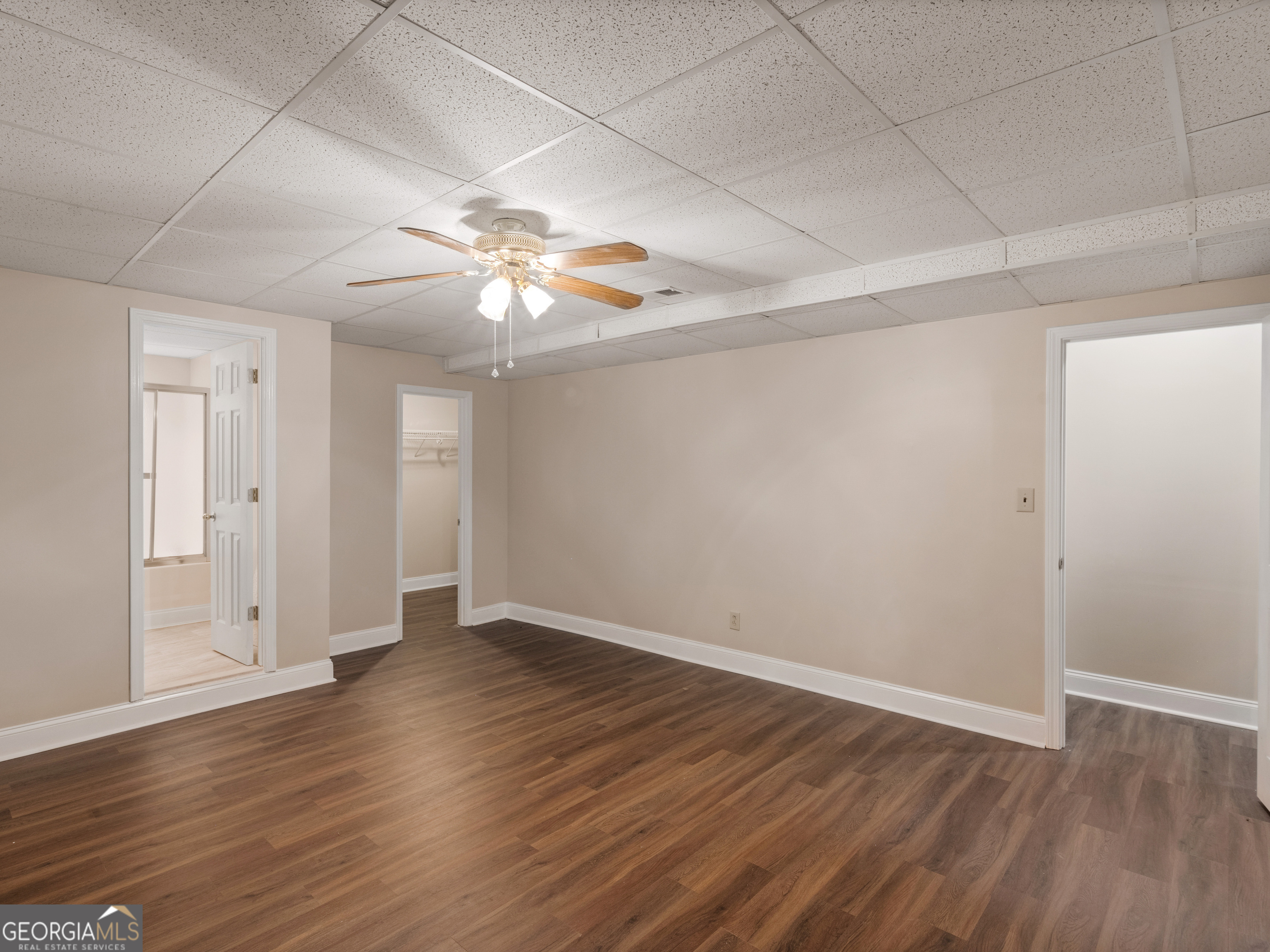 2585 Wildwood Court