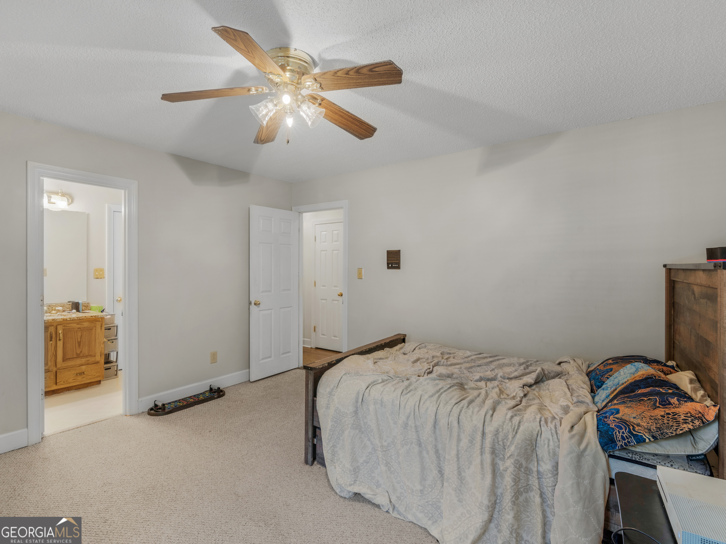 2585 Wildwood Court