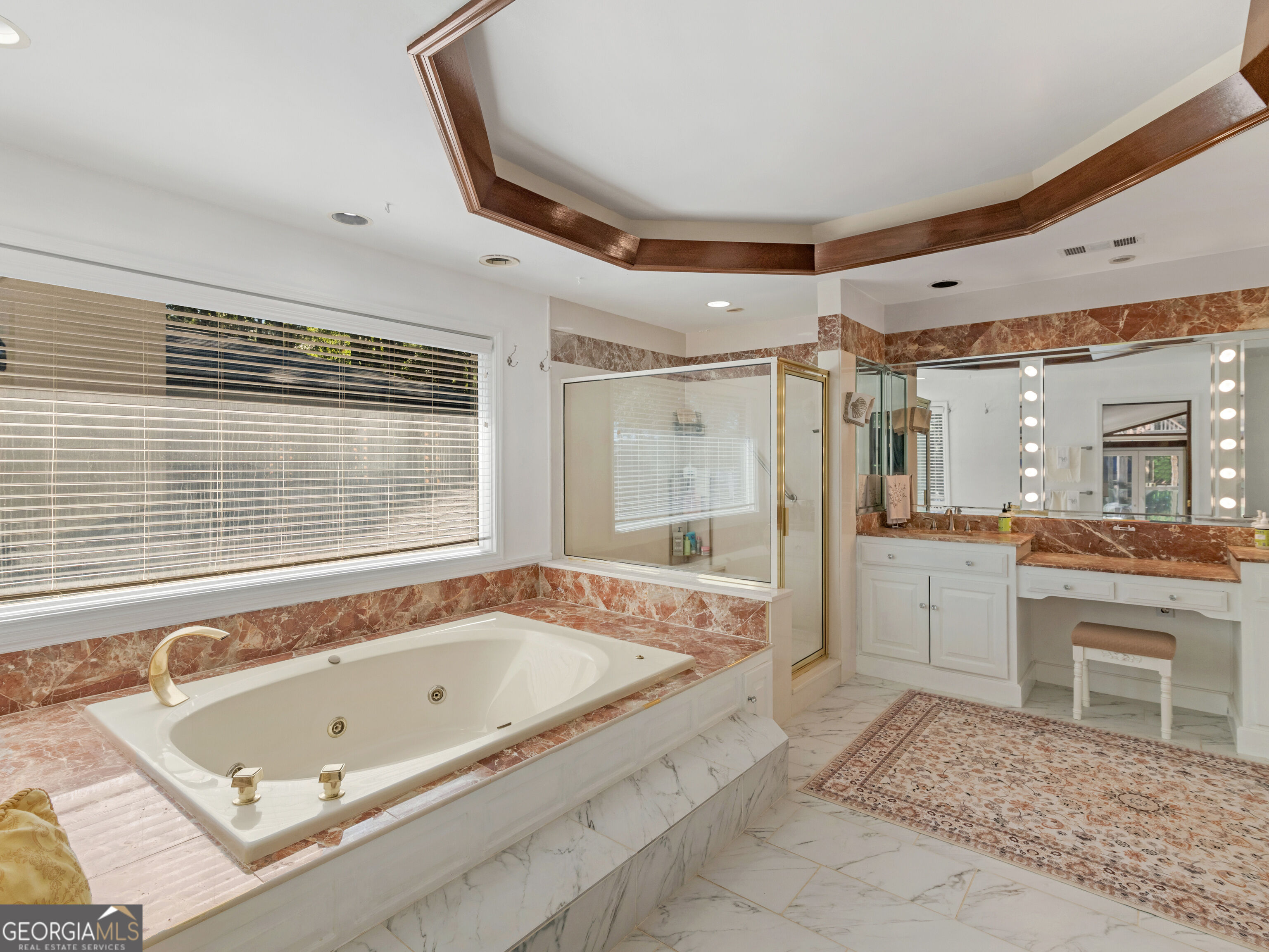 2440 Emerald Drive