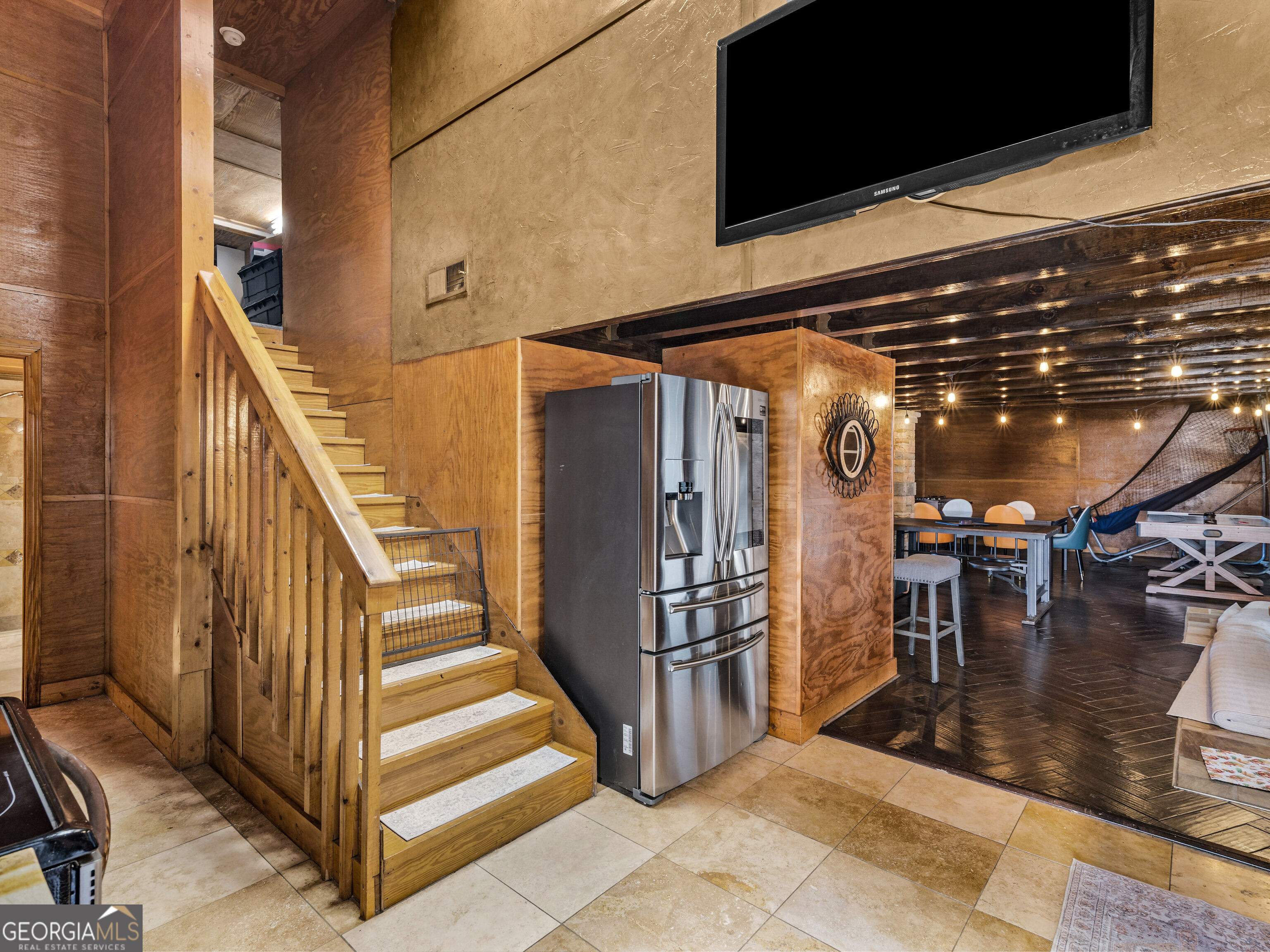 2440 Emerald Drive