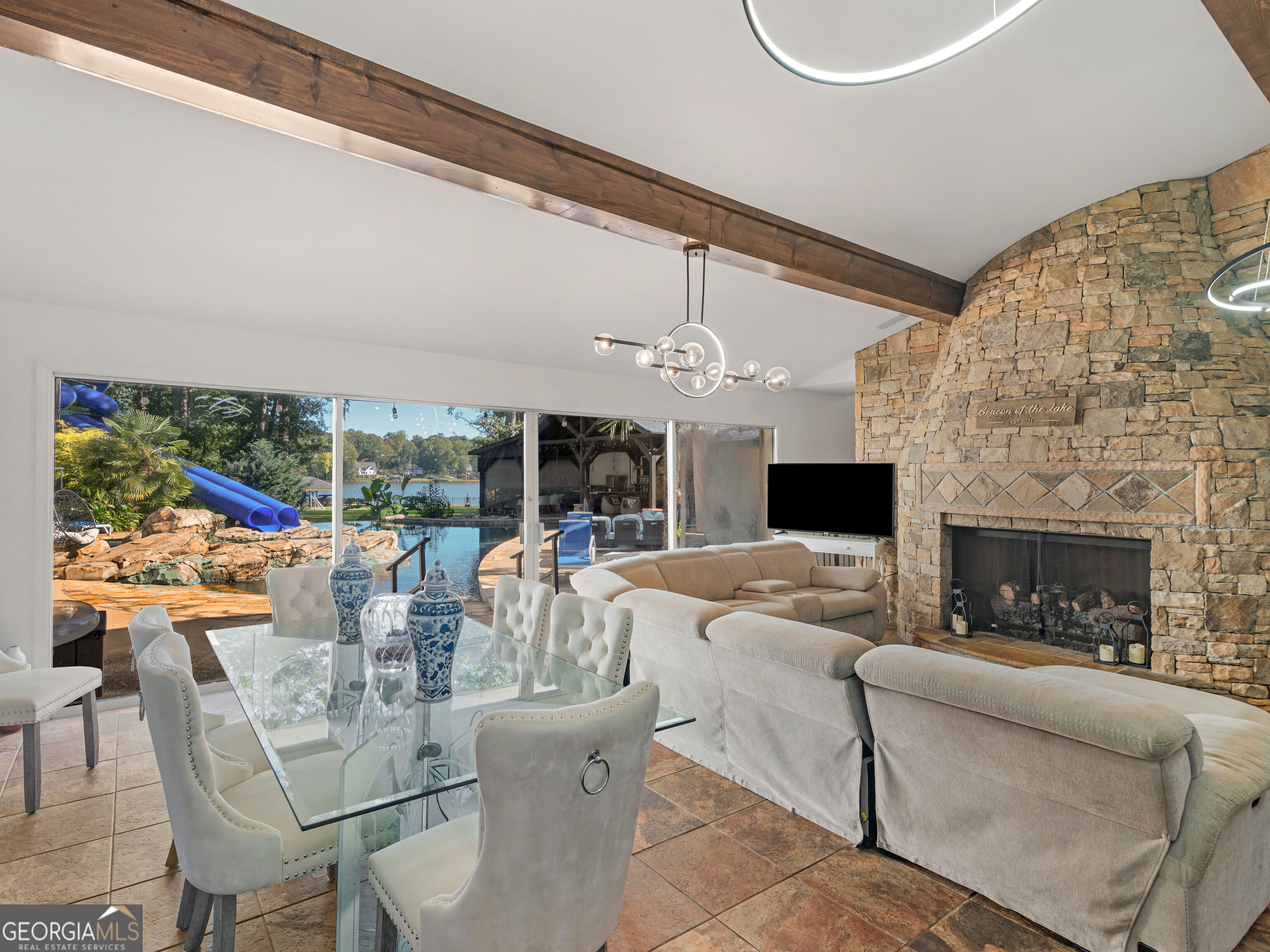 2440 Emerald Drive