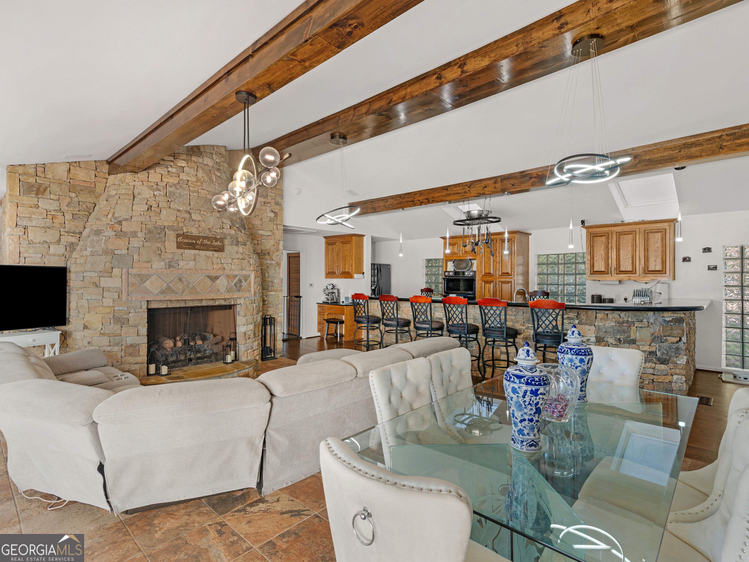 2440 Emerald Drive