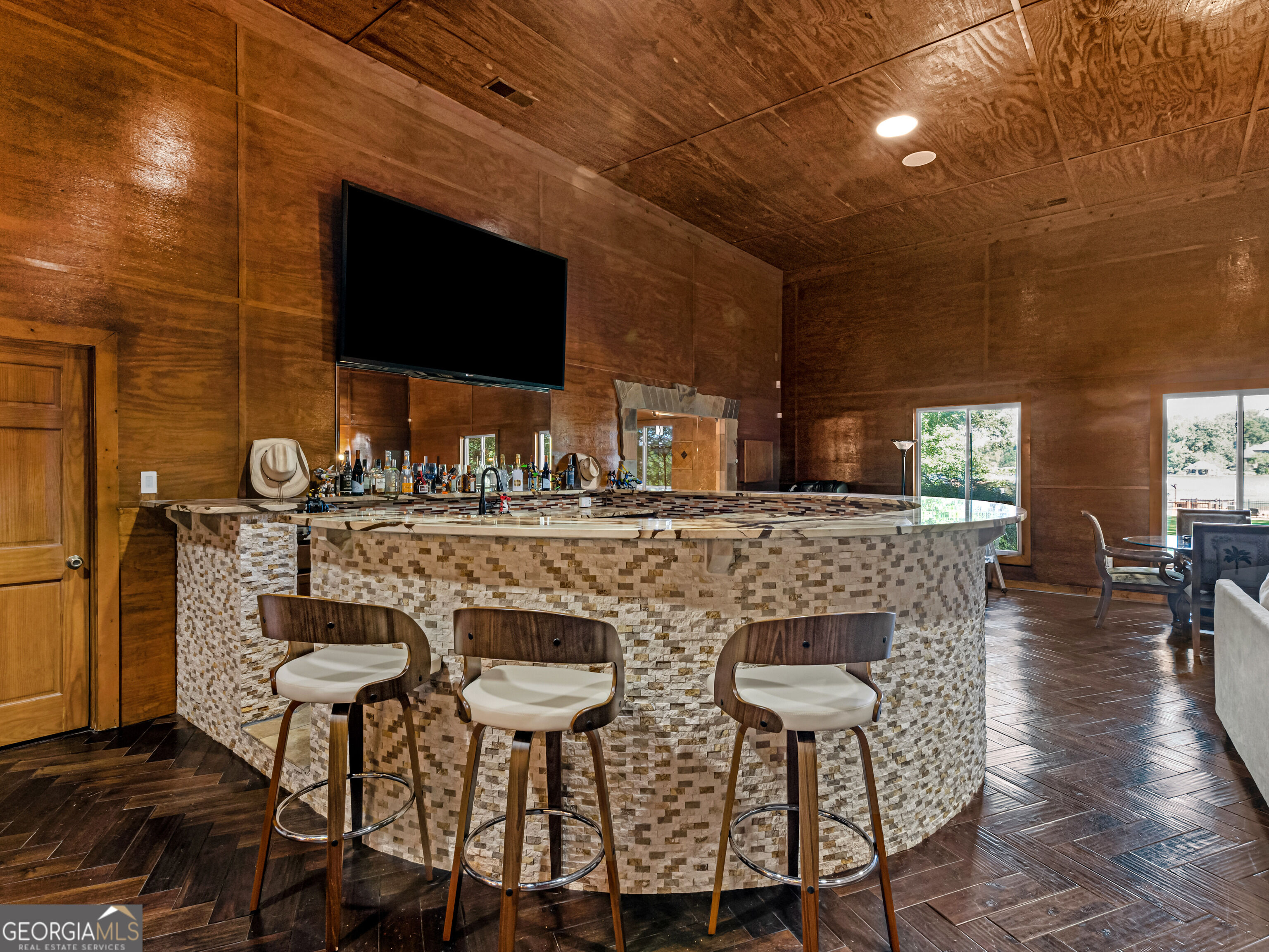 2440 Emerald Drive