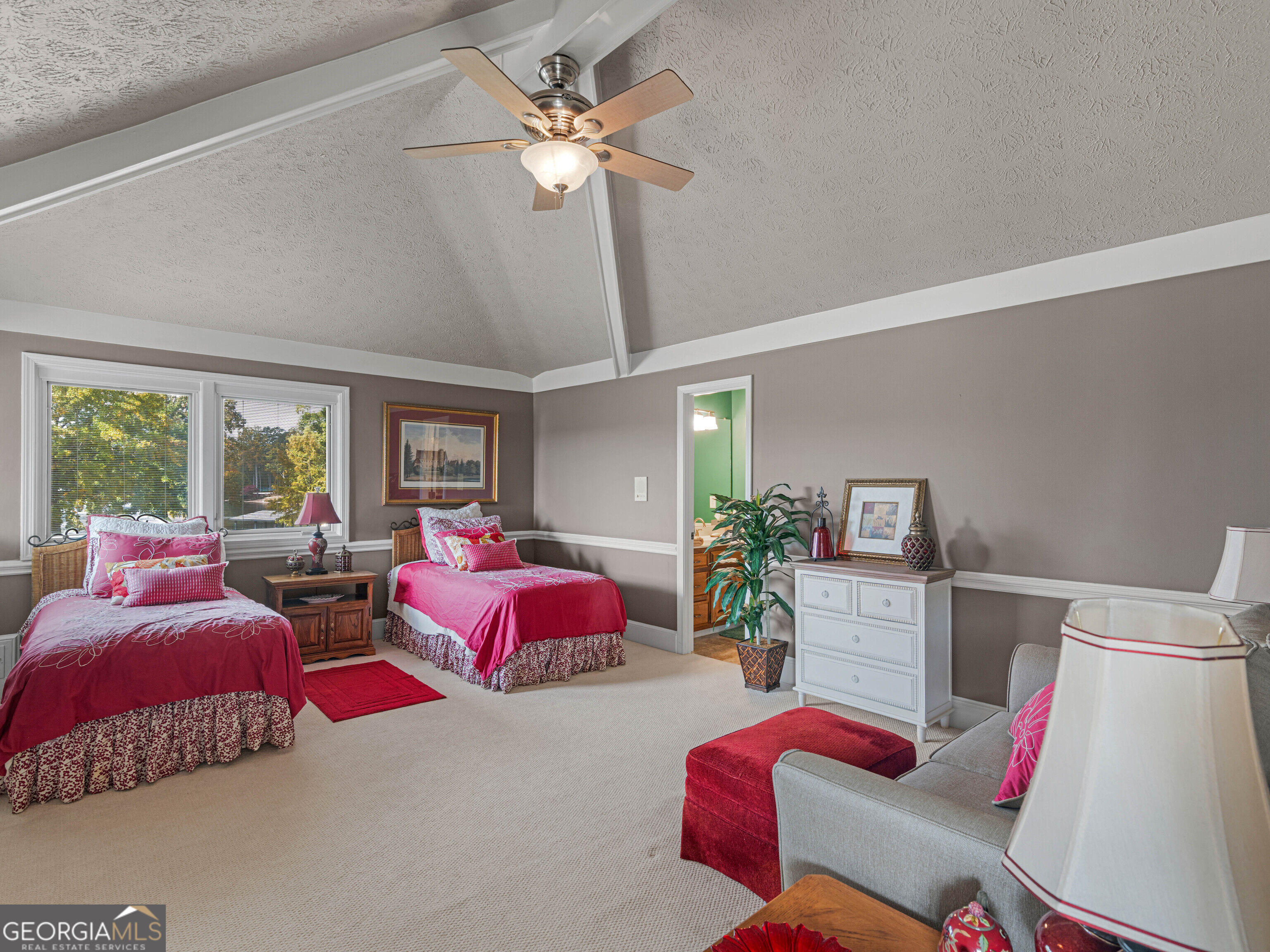 3031 Lake Park Drive