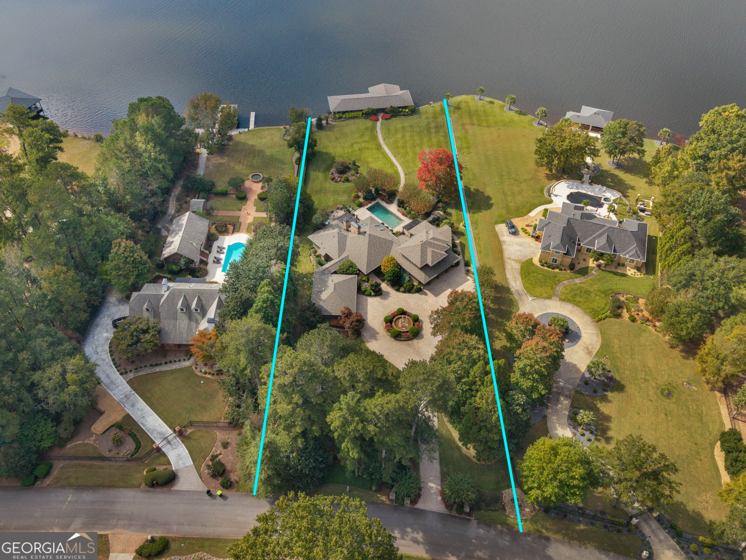 3031 Lake Park Drive