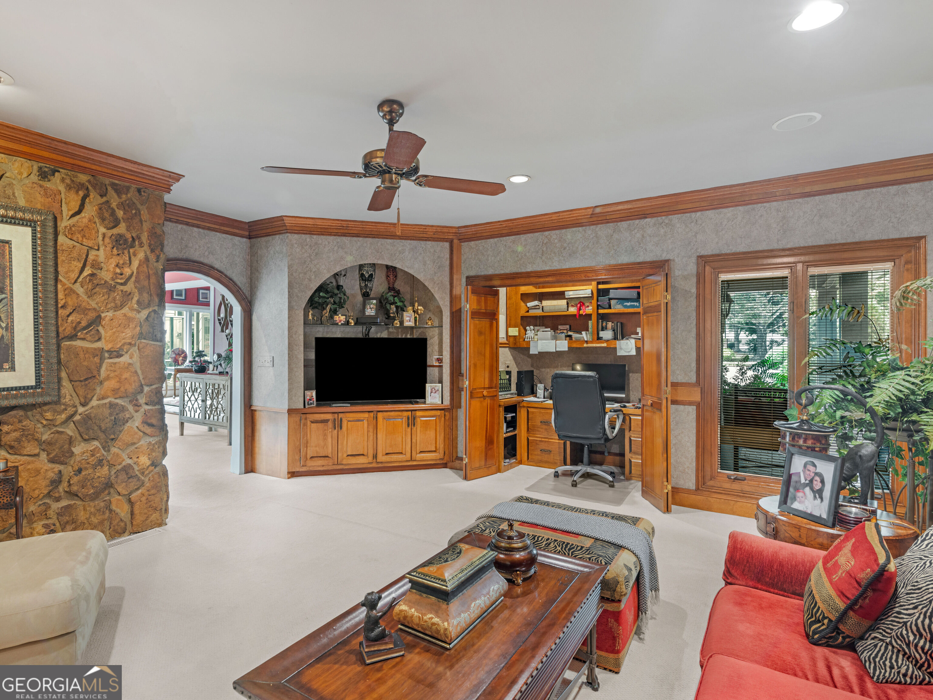 3031 Lake Park Drive