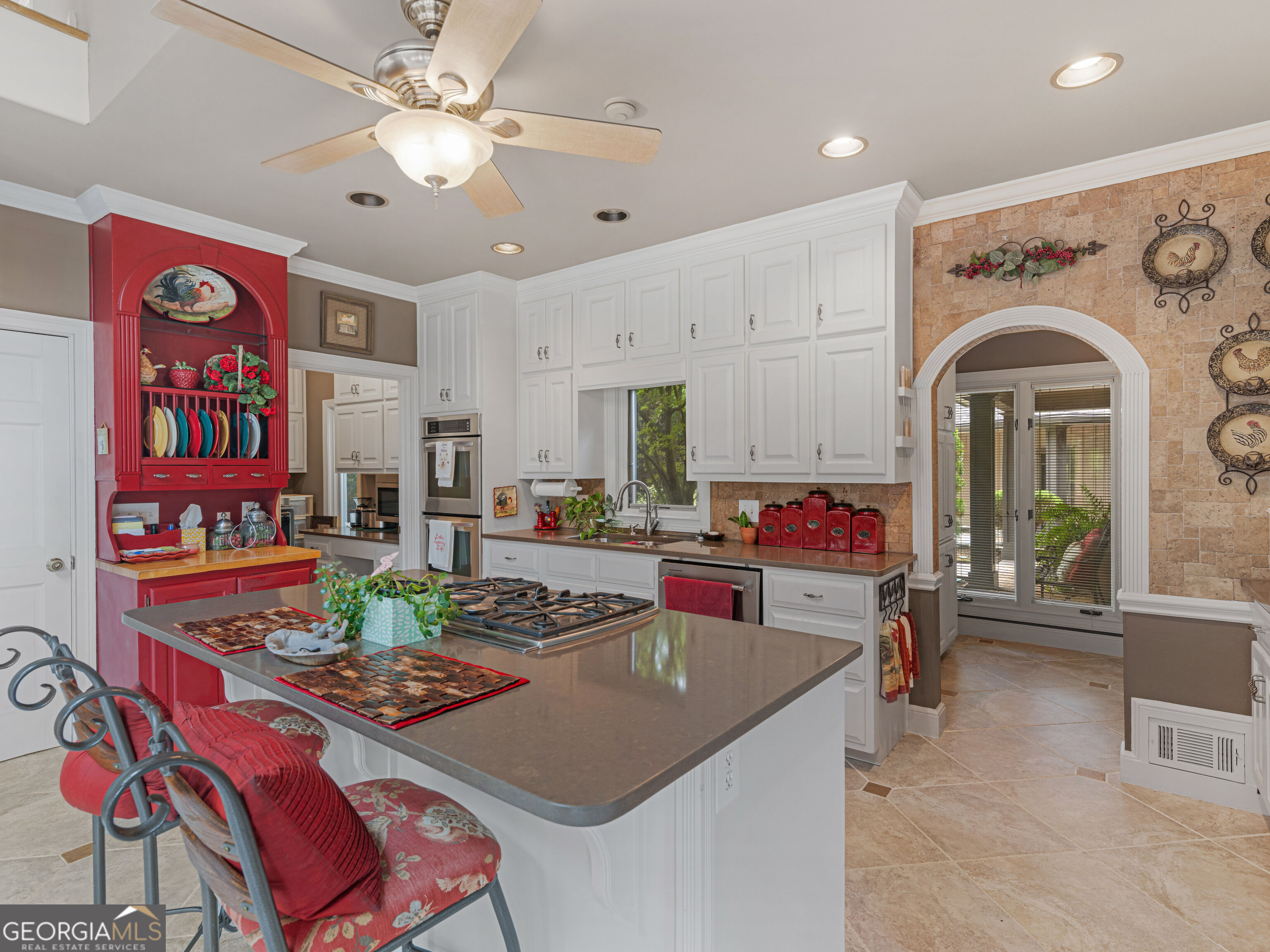3031 Lake Park Drive