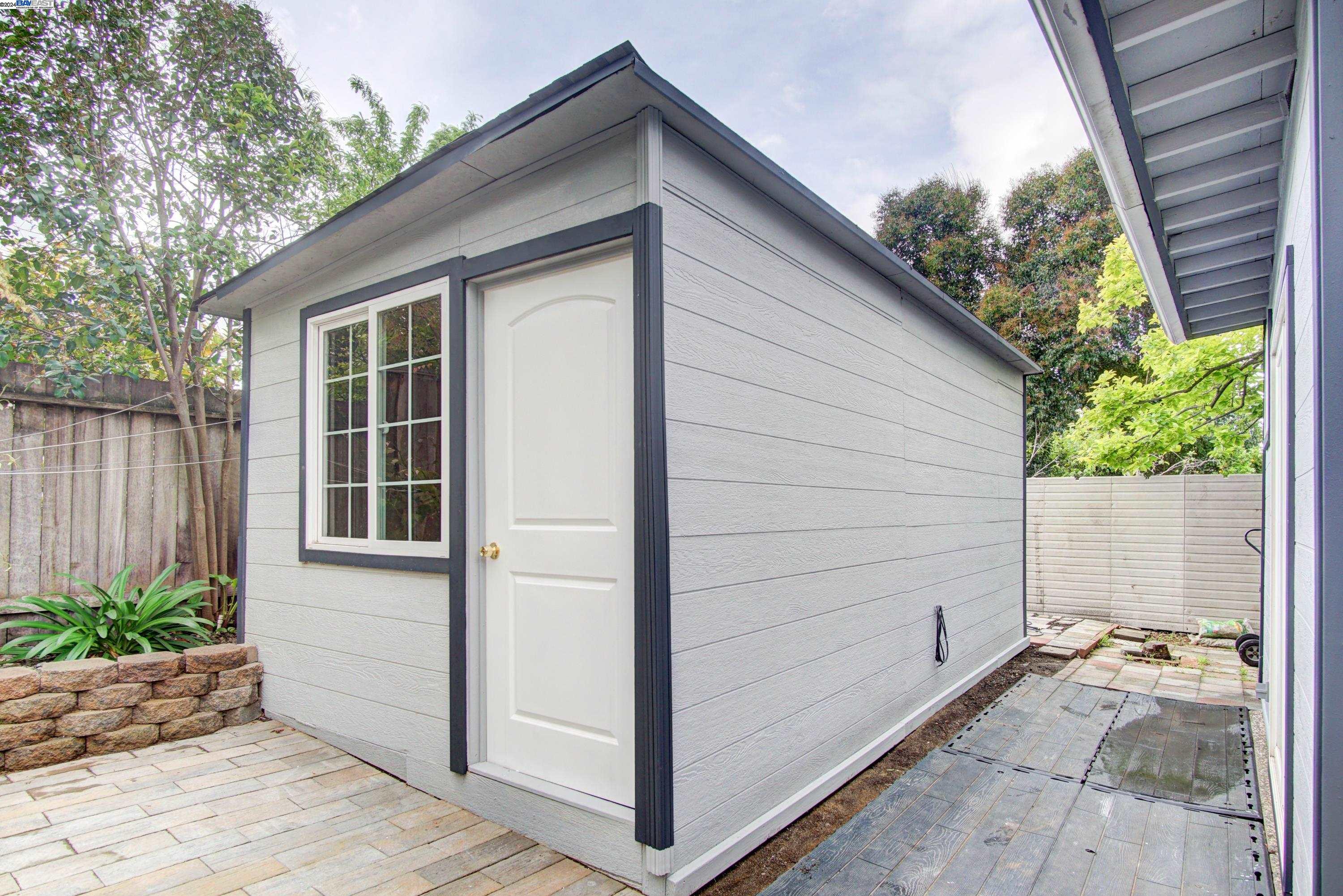 2079 Lockwood Drive