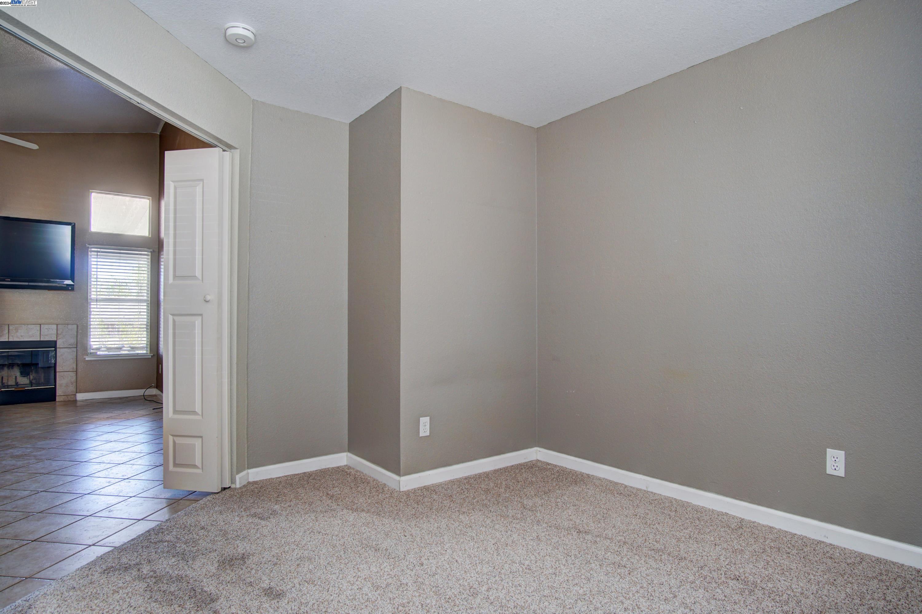2140 Megan Dr