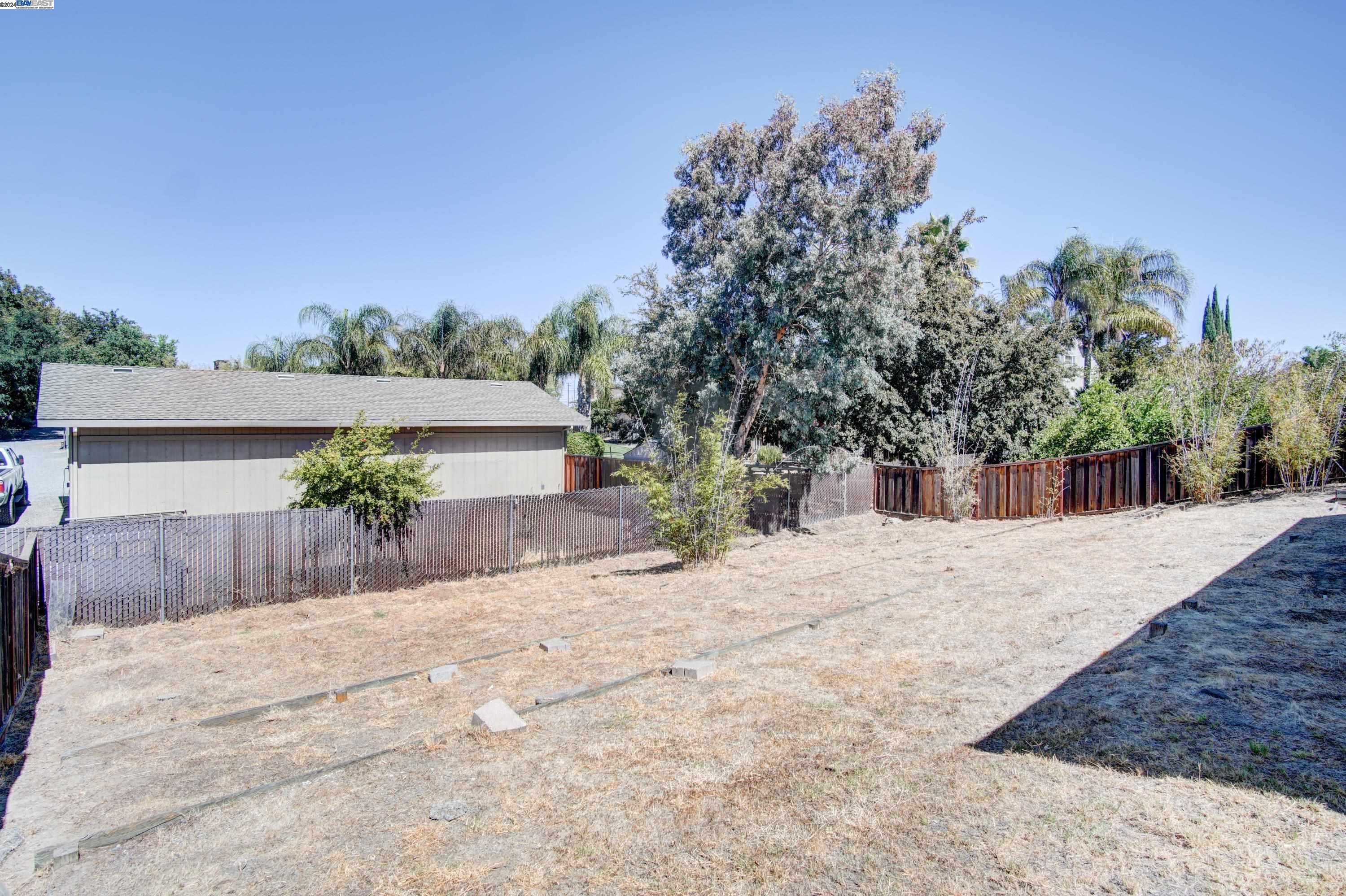 2140 Megan Dr
