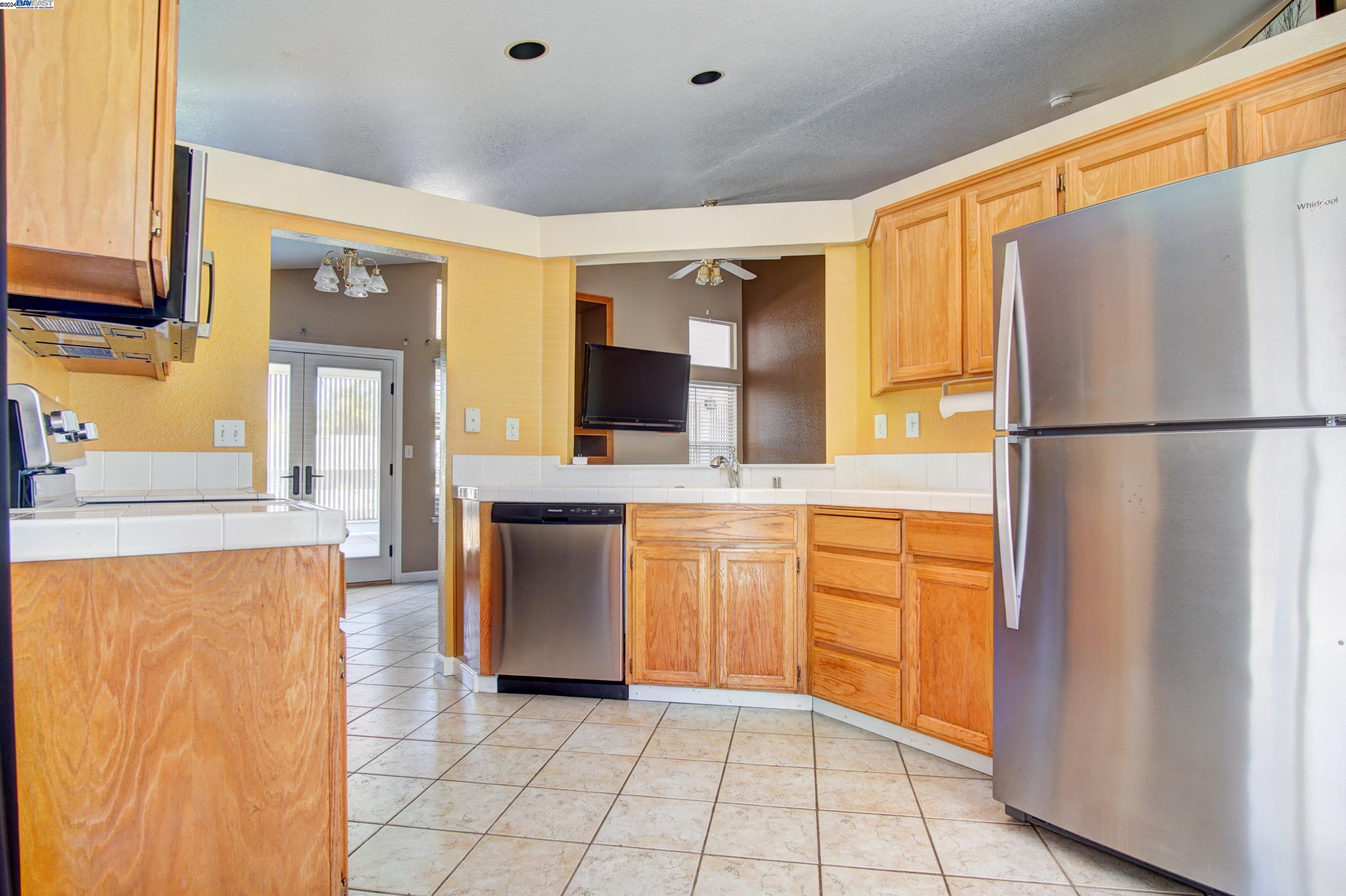2140 Megan Dr