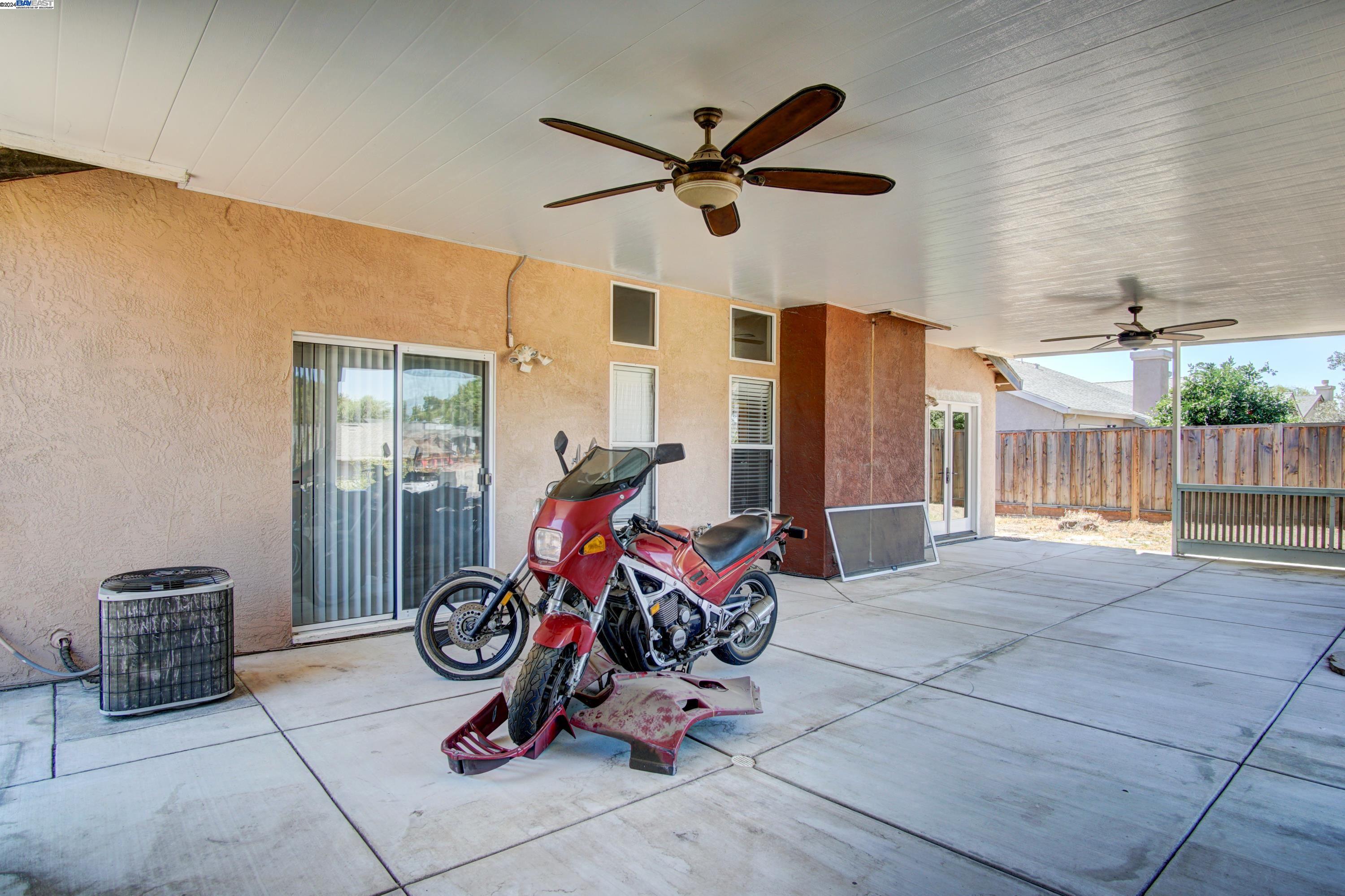 2140 Megan Dr