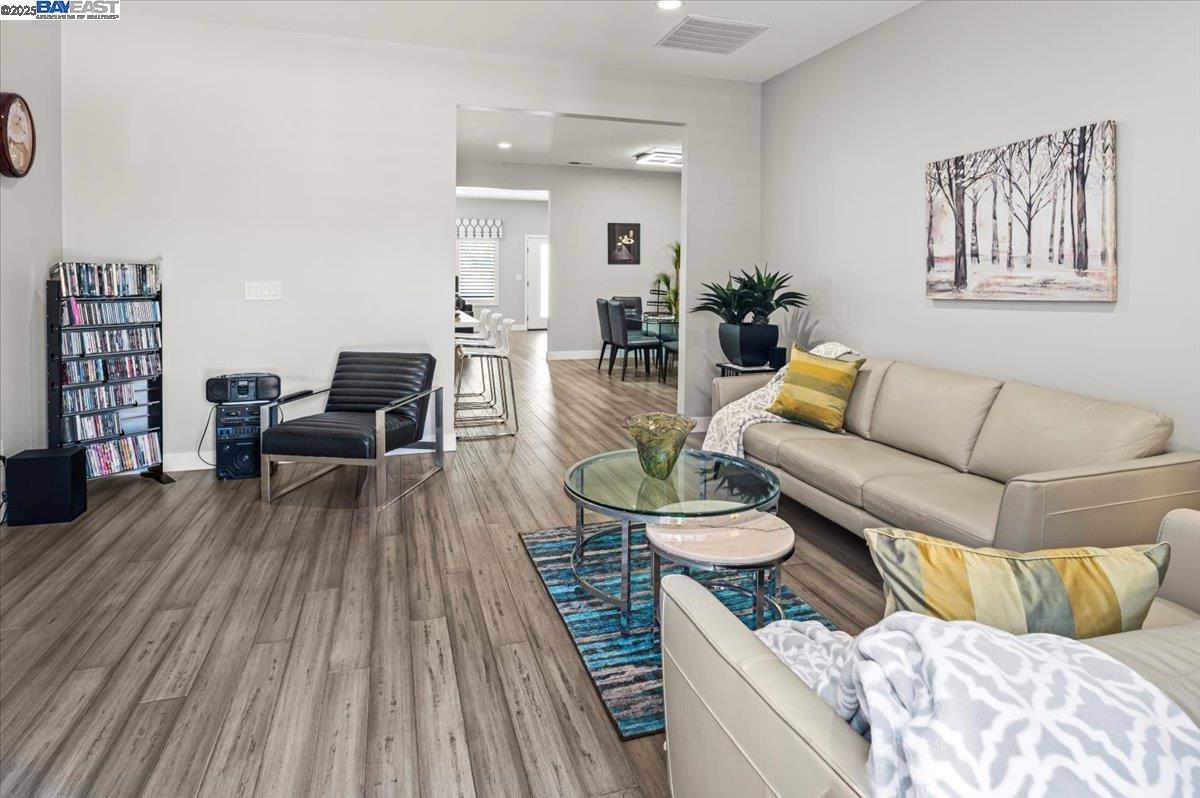 4309 BORA BORA AVE