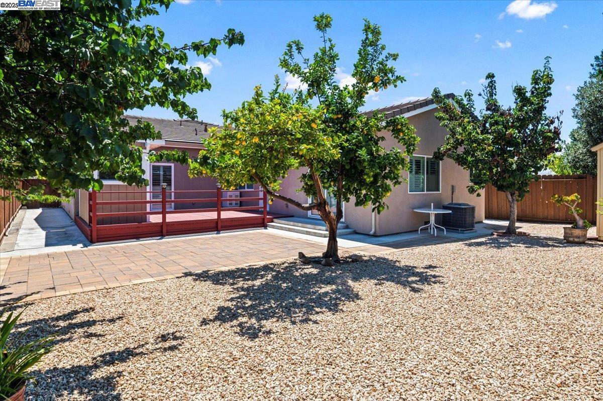 4309 BORA BORA AVE