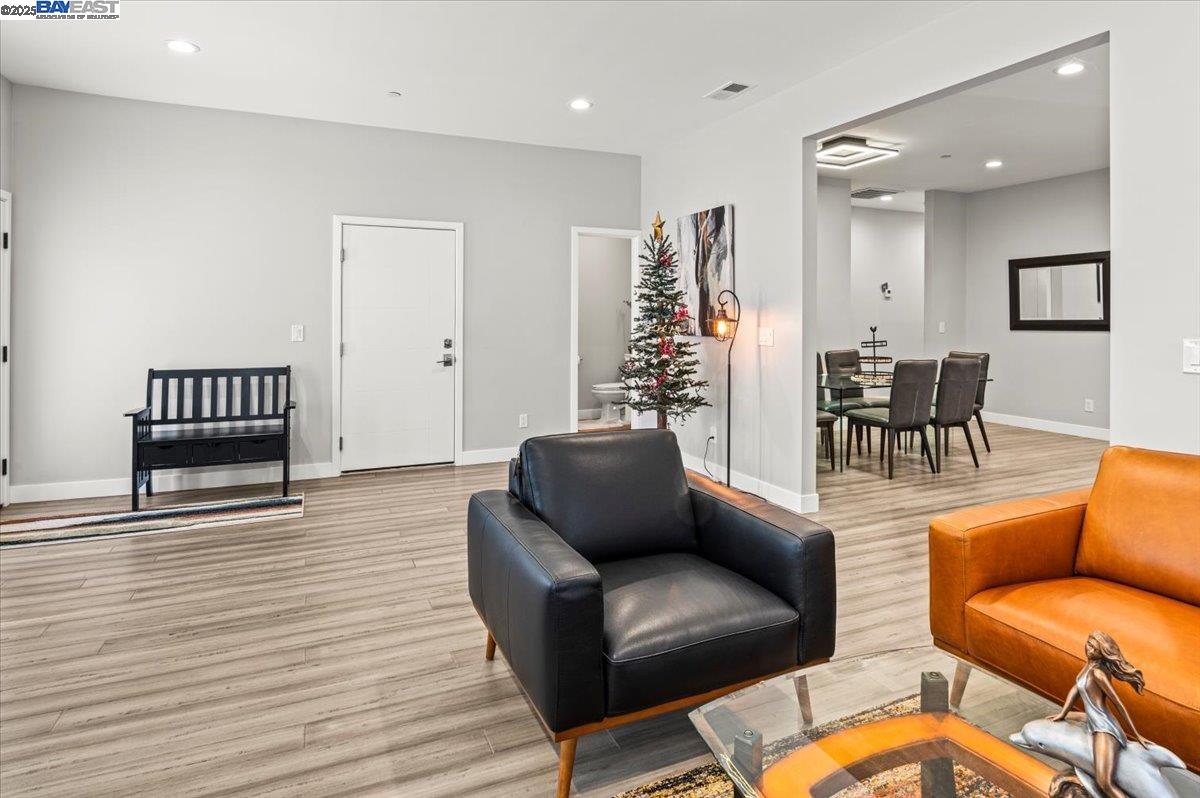 4309 BORA BORA AVE