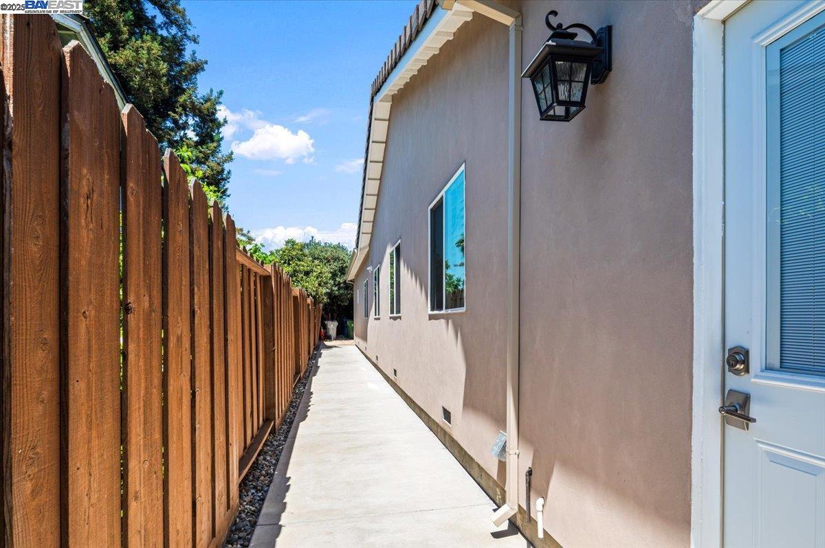 4309 BORA BORA AVE