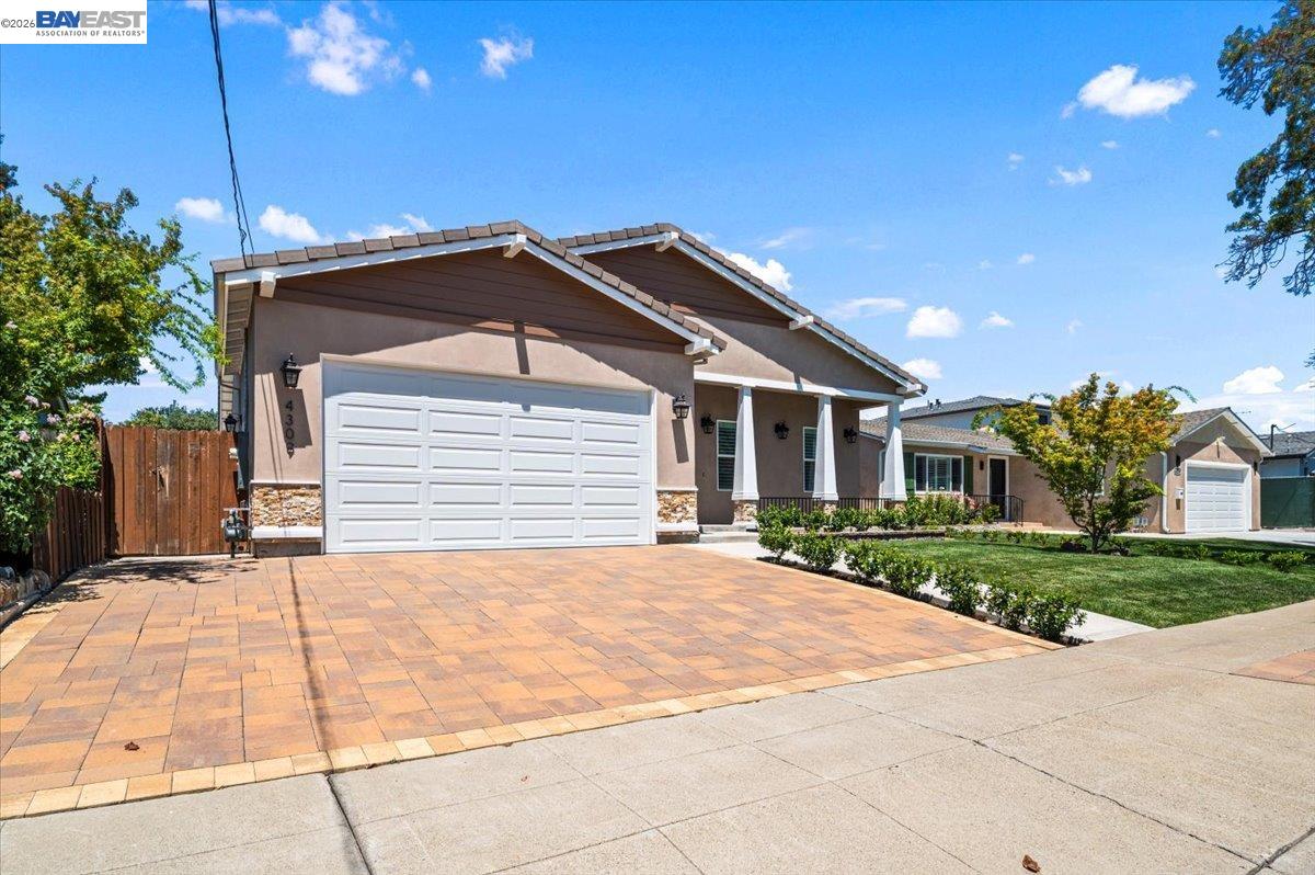 4309 Bora Bora Ave