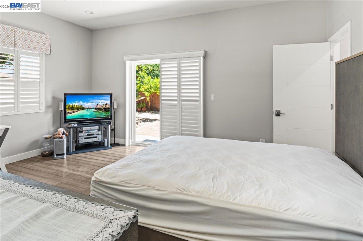 4309 Bora Bora Ave