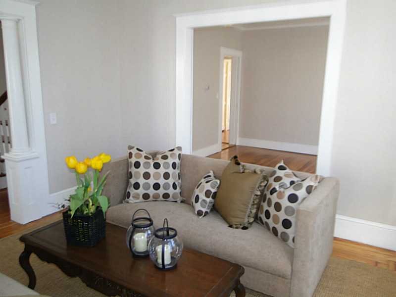 22 THURSTON Street B