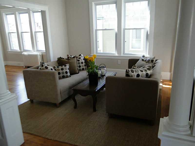 22 THURSTON Street B