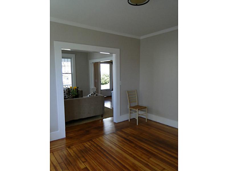 22 THURSTON Street B