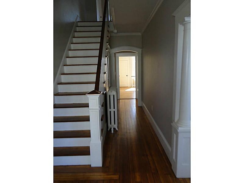 22 THURSTON Avenue B