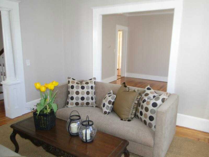 22 THURSTON Avenue B