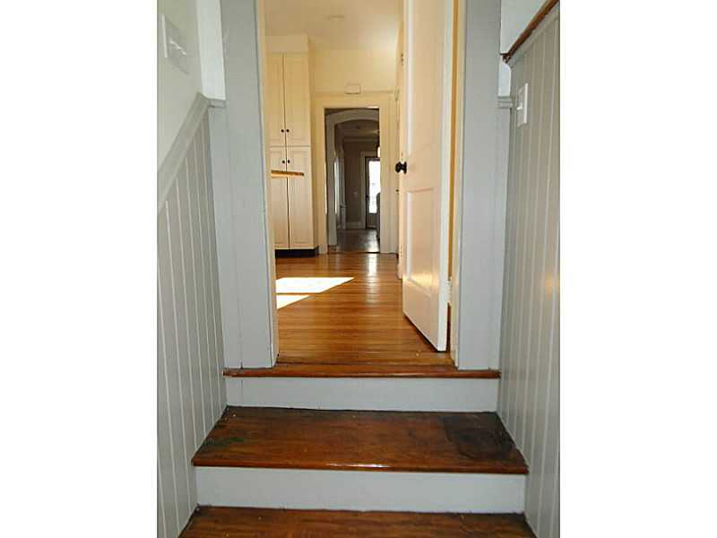 22 THURSTON Avenue B