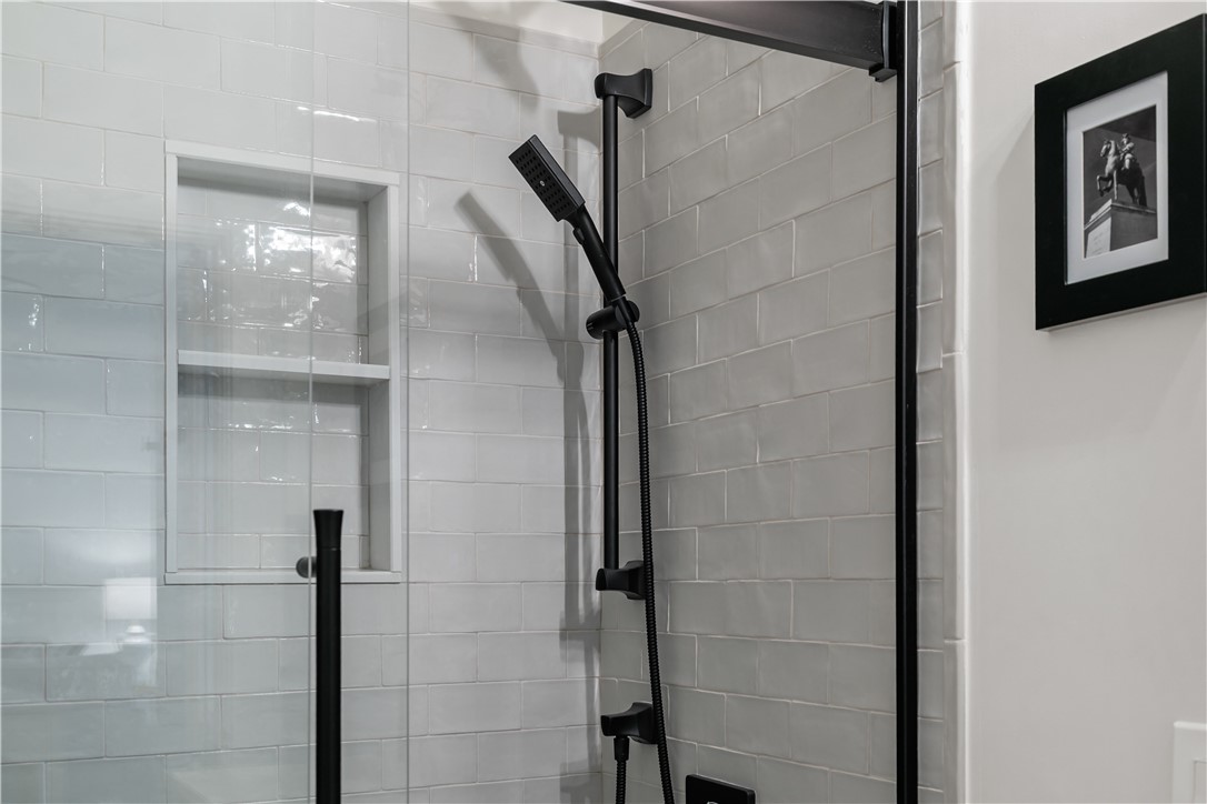 434 Bellevue Avenue 3A