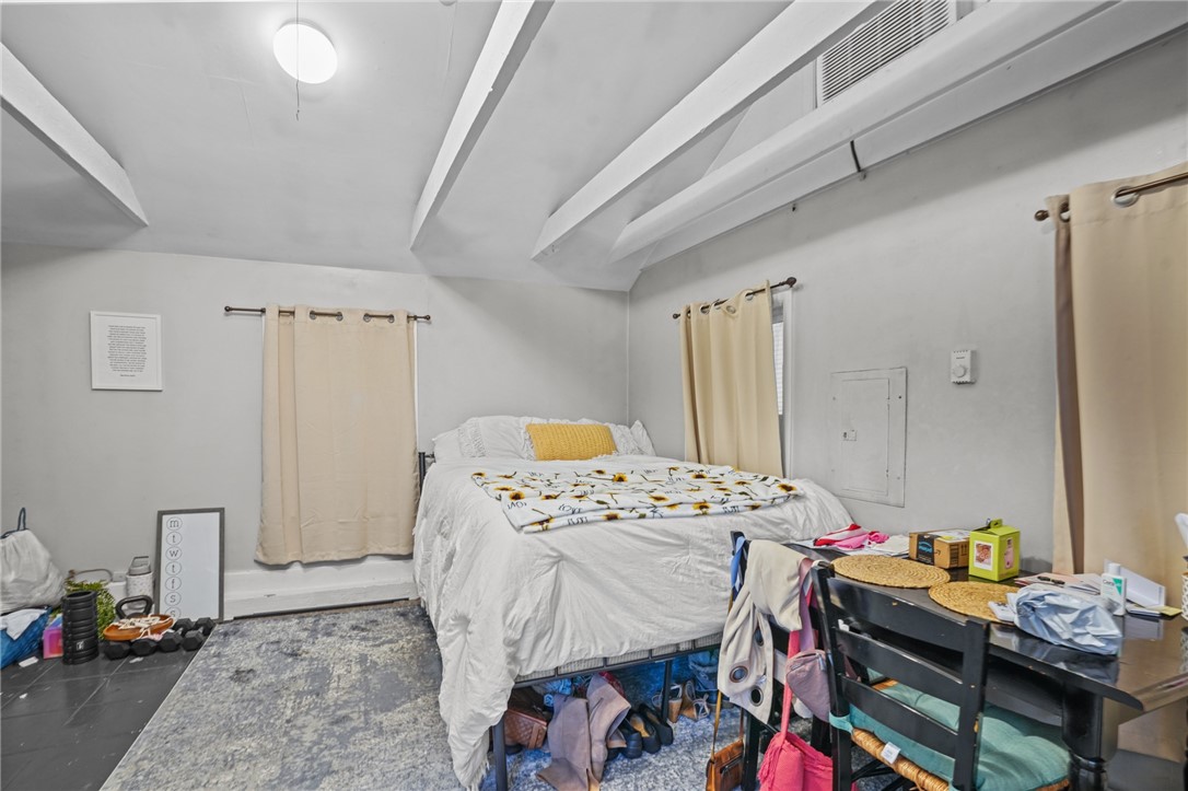 12 Hammond Street Studio