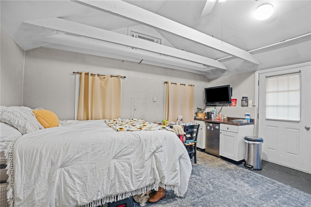 12 Hammond Street Studio