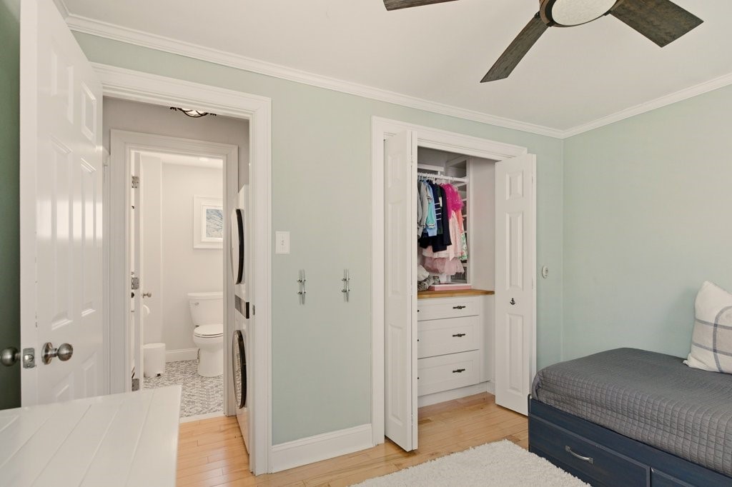 30 South Baptist Street