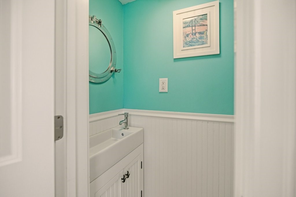 30 South Baptist Street