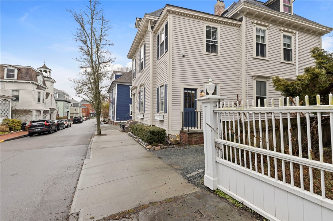 32 School Street 2