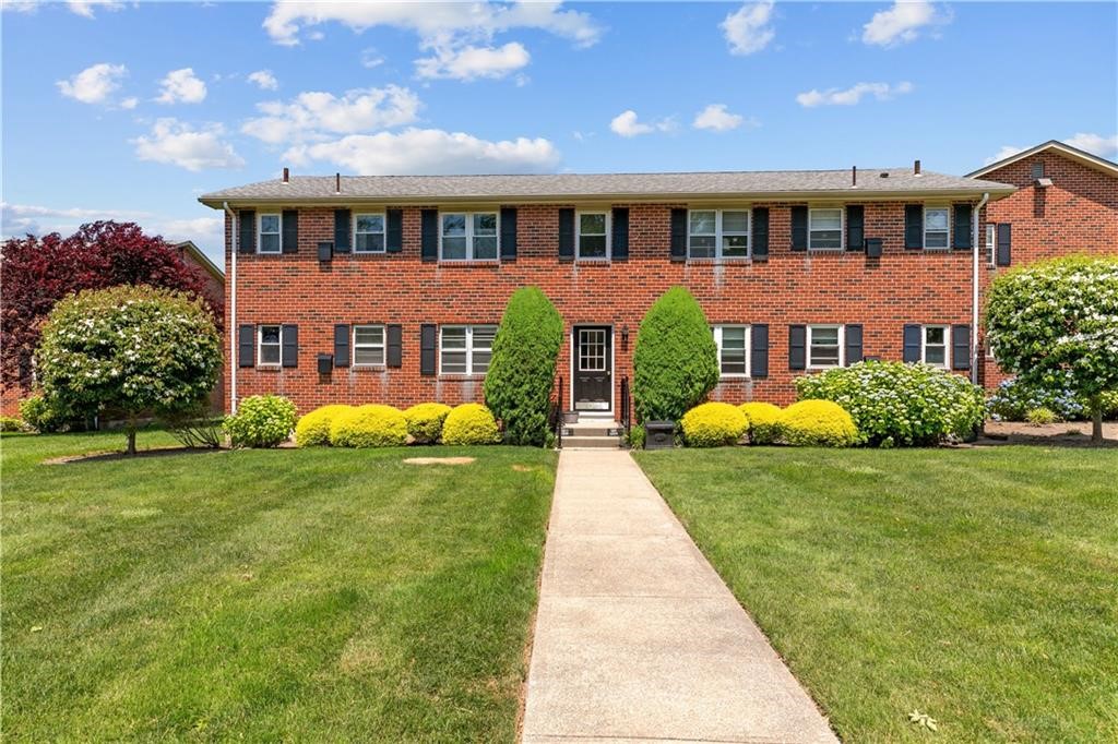 70 Carroll Avenue 1210