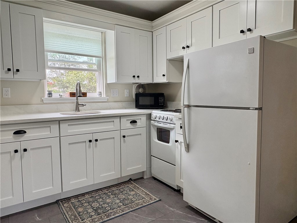 70 Carroll Avenue 1210