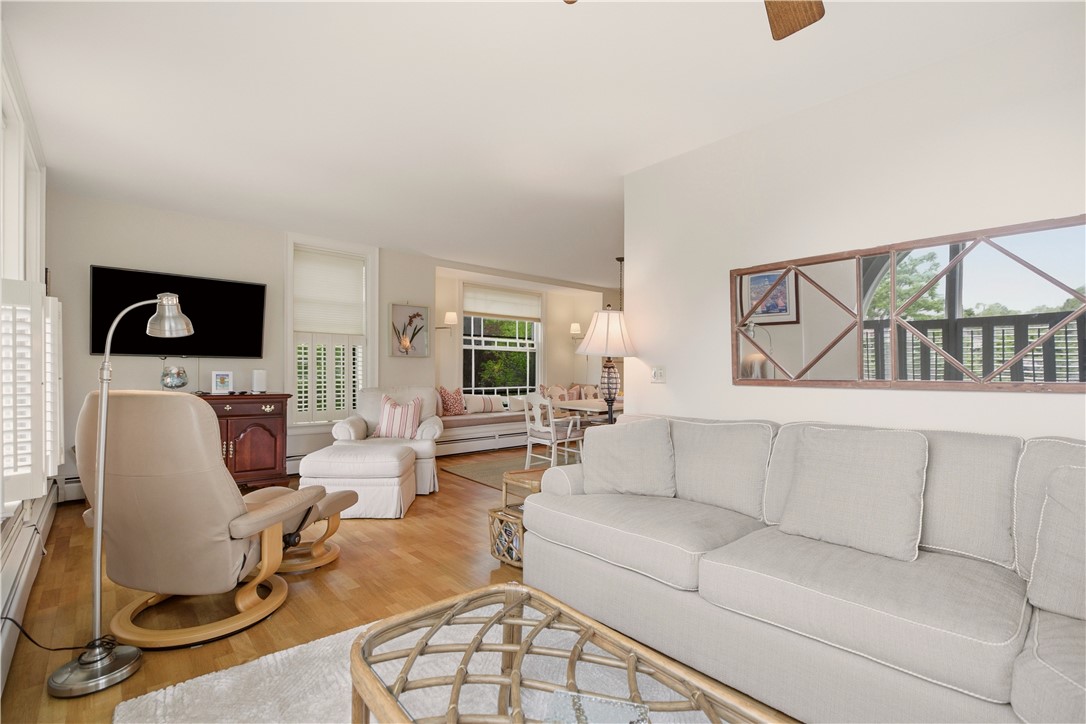 158 Narragansett Avenue I