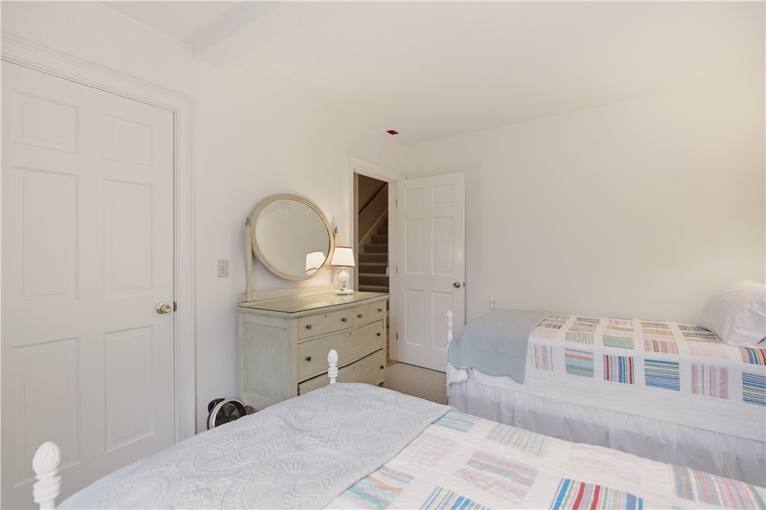 158 Narragansett Avenue I