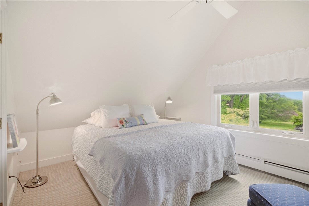 158 Narragansett Avenue I
