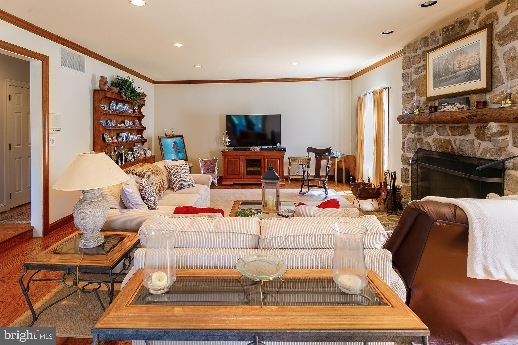 1161 Bodine ROAD