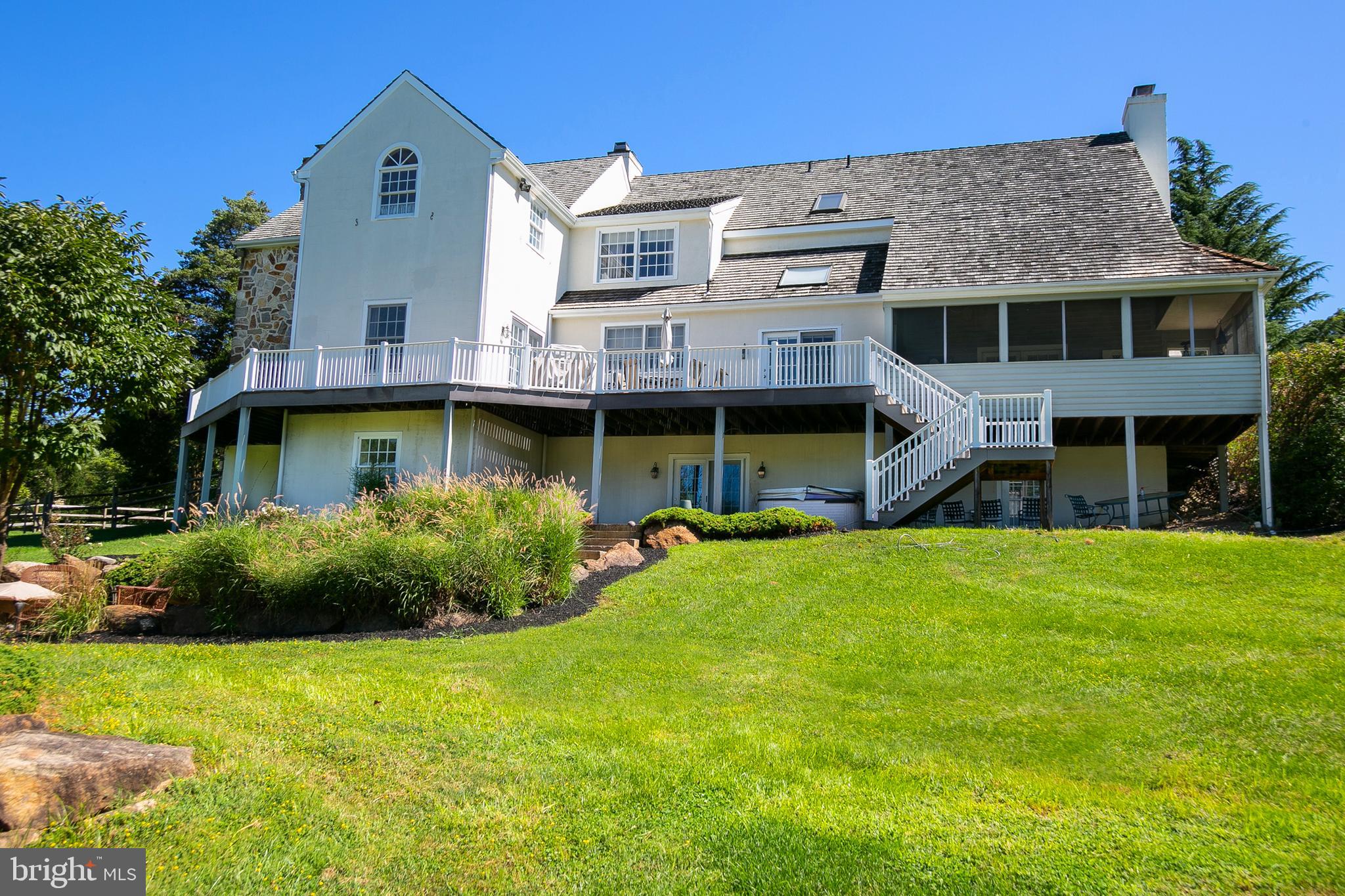 1161 Bodine ROAD