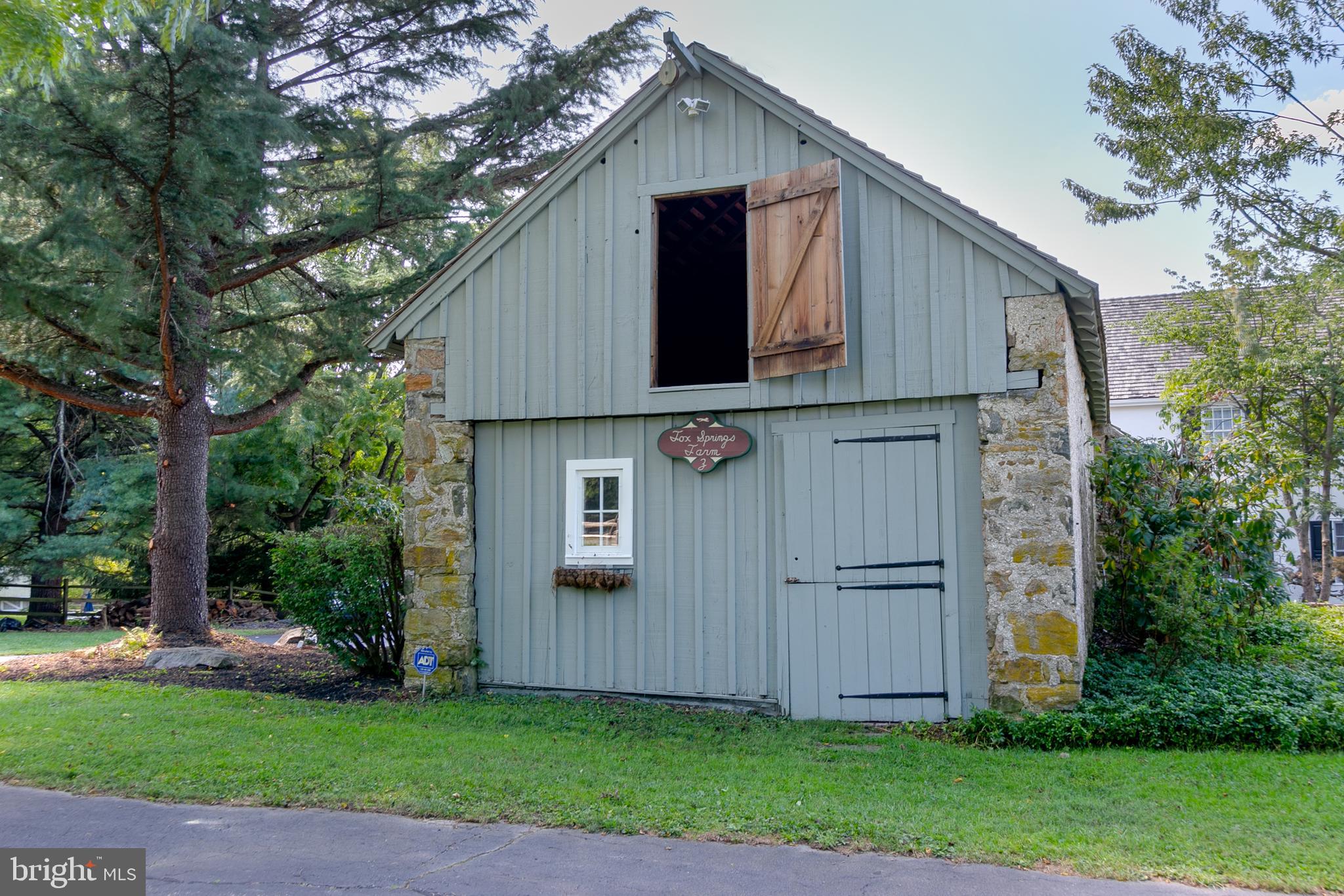 1161 Bodine ROAD