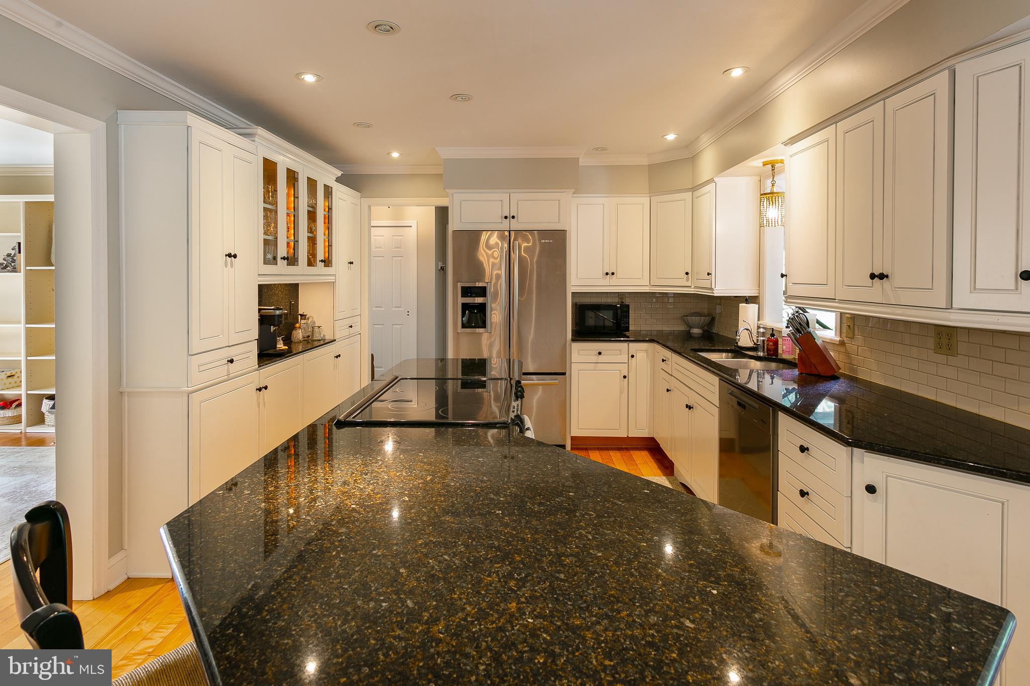 511 Stonecroft LANE