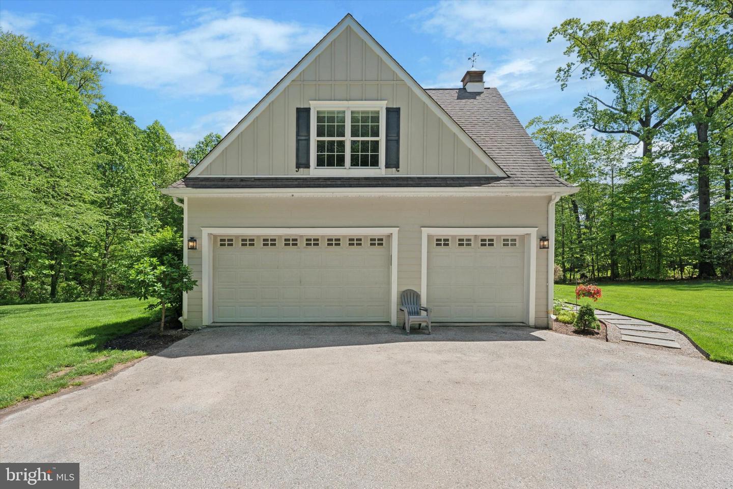 21 Spring Valley Rd