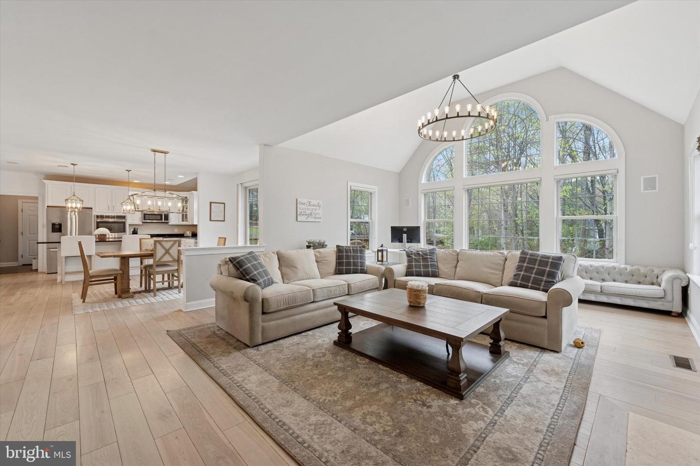 21 Spring Valley Rd